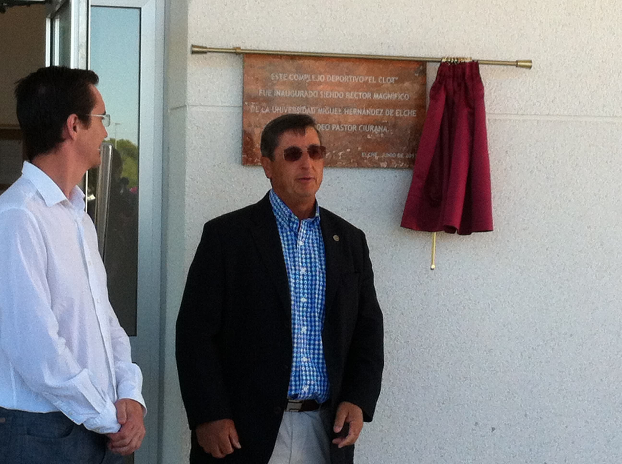 Oficina d'esports UMH. Edifici El Clot - fútbol in Elx