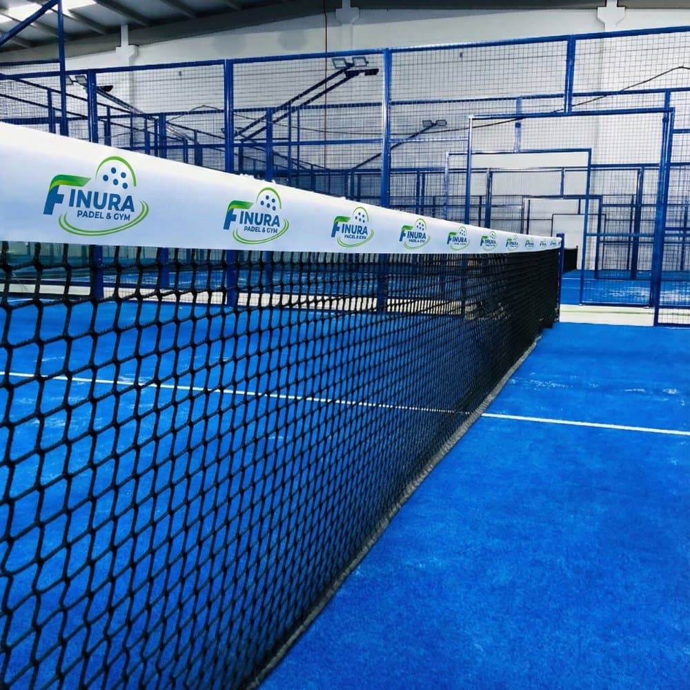 Club de pádel indoor Activa Deporte - padel in El Zabal