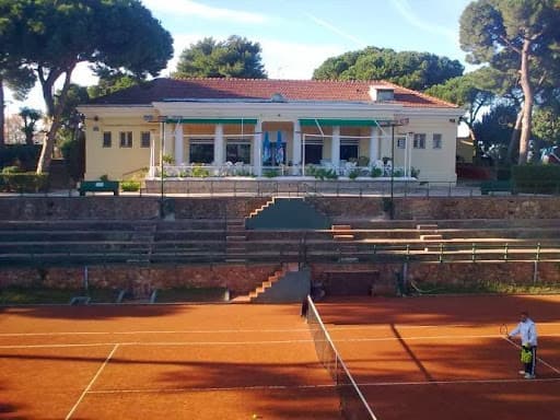 Reial Societat de Tennis Pompeia - tenis in Barcelona