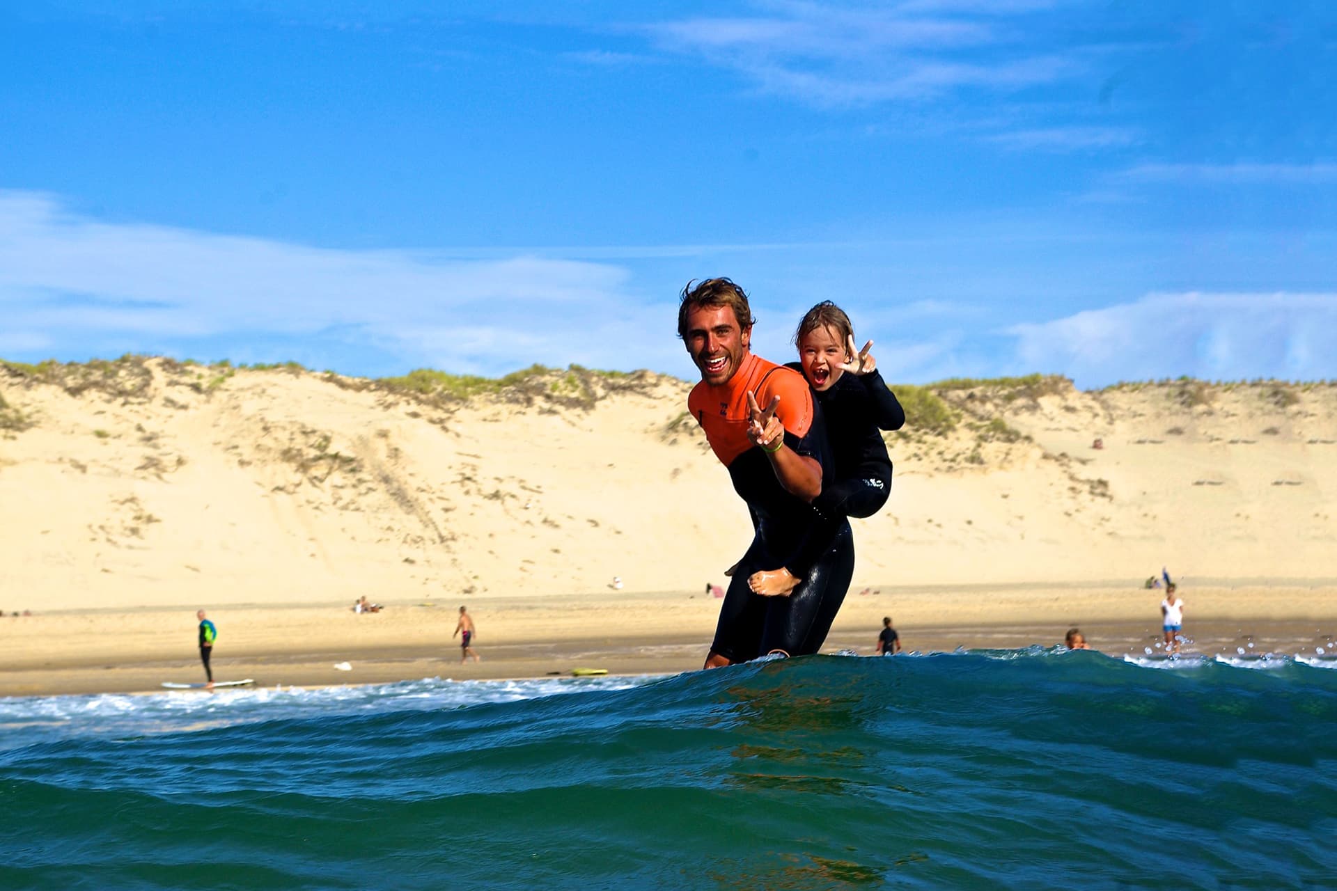 Magic Surf School - surf in Lacanau