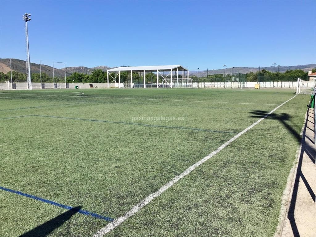 Campo de futbol A Granxa - fútbol in Verín