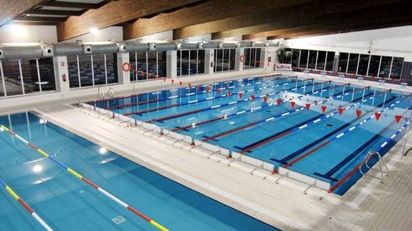 Piscina Cubierta En Utrera - natacion in Utrera