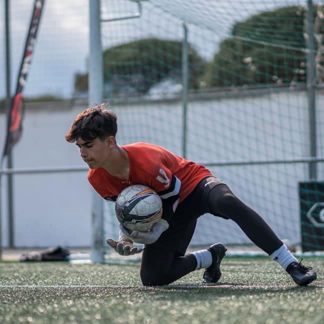 Escuela de porteros en Girona | Onewell Gk Academy - fútbol in Maçanet de la Selva