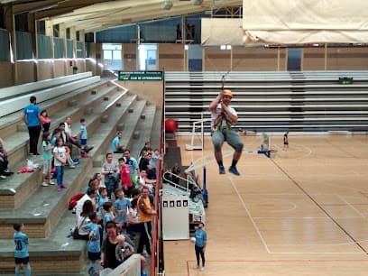Pabellón "V Centenario" - Universidad de Extremadura - tenis in (Campus Universitario)