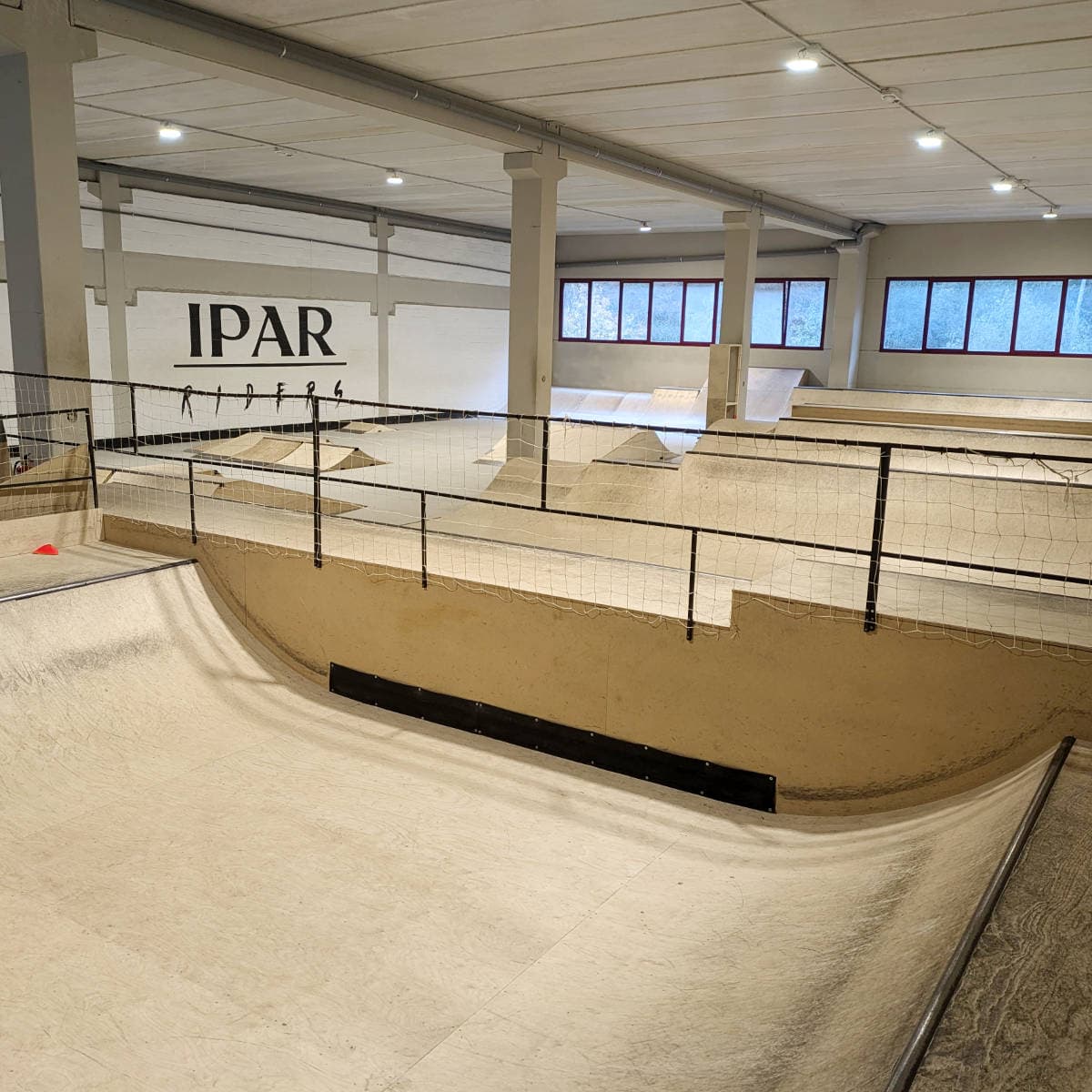 IPAR Skate Eskola - skateboard