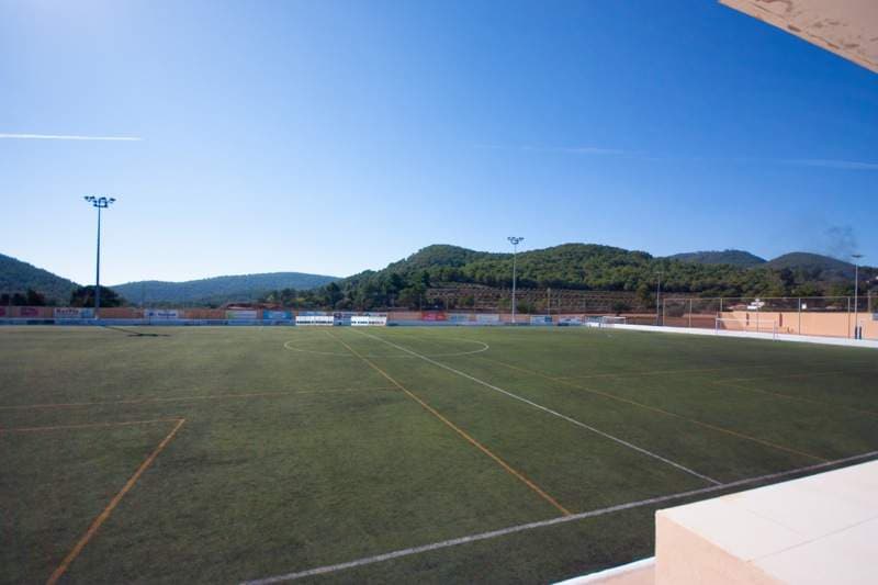 Campo de futbol San josep sa Talaia - fĂștbol in Sant Josep de sa Talaia
