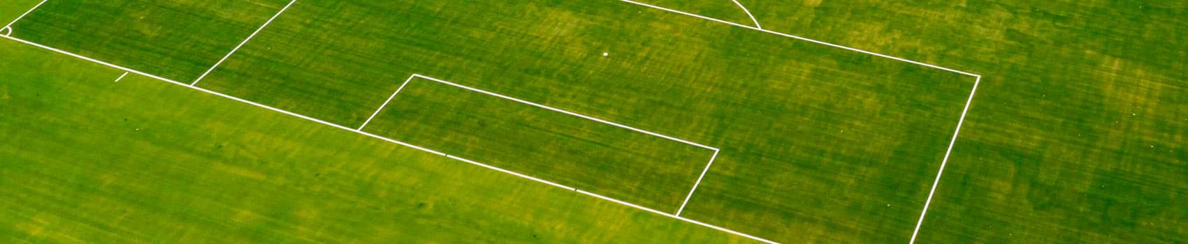 Football field - fútbol in Marron