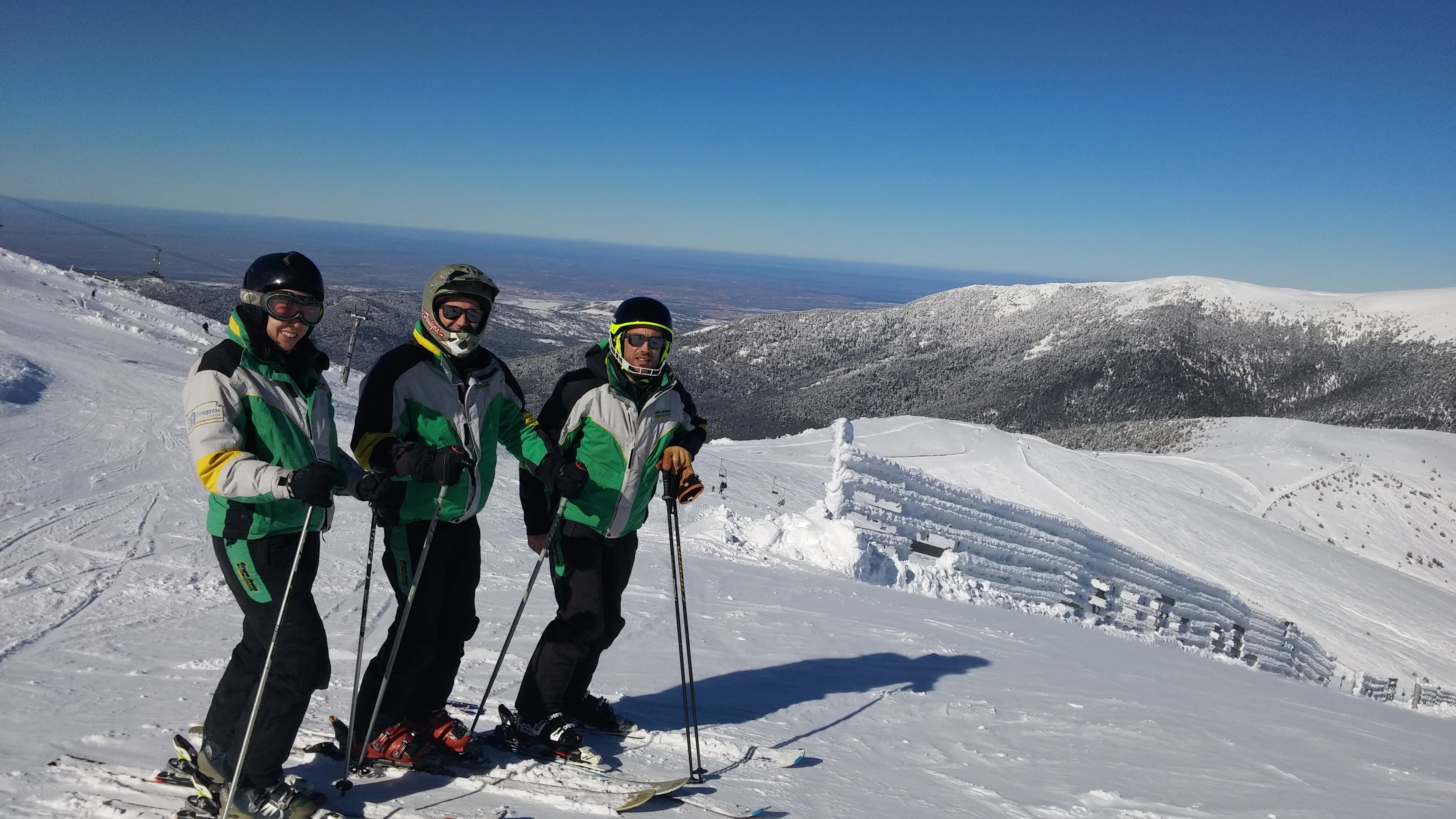 MNT Monitor - ski in Sierra Nevada