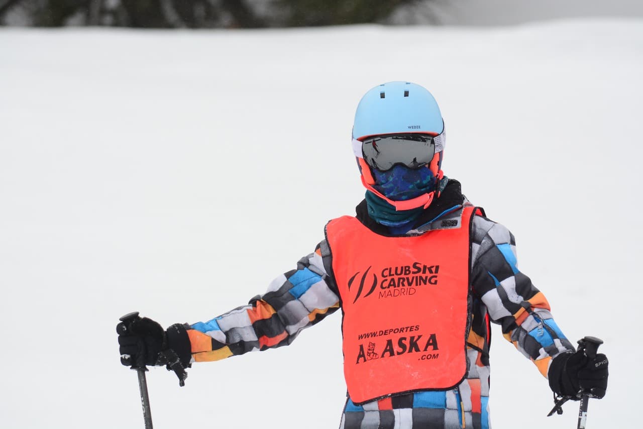 Carving Ski Rental - ski in Sierra Nevada