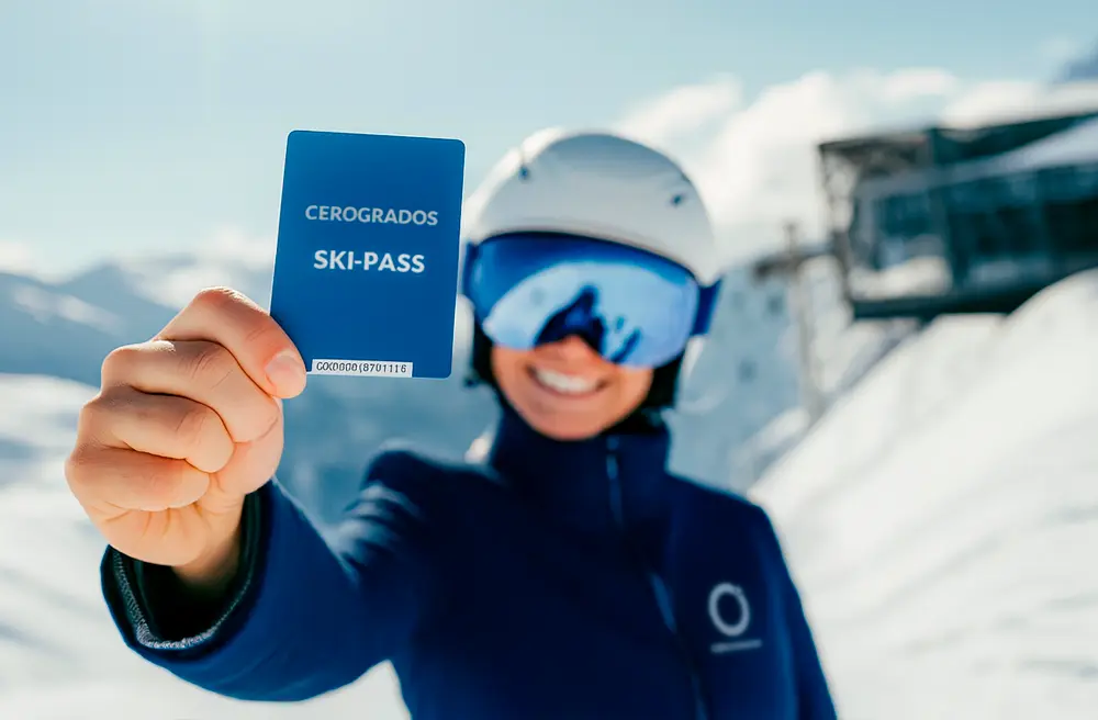 CEROGRADOS FamilyClub - ski in Sierra Nevada